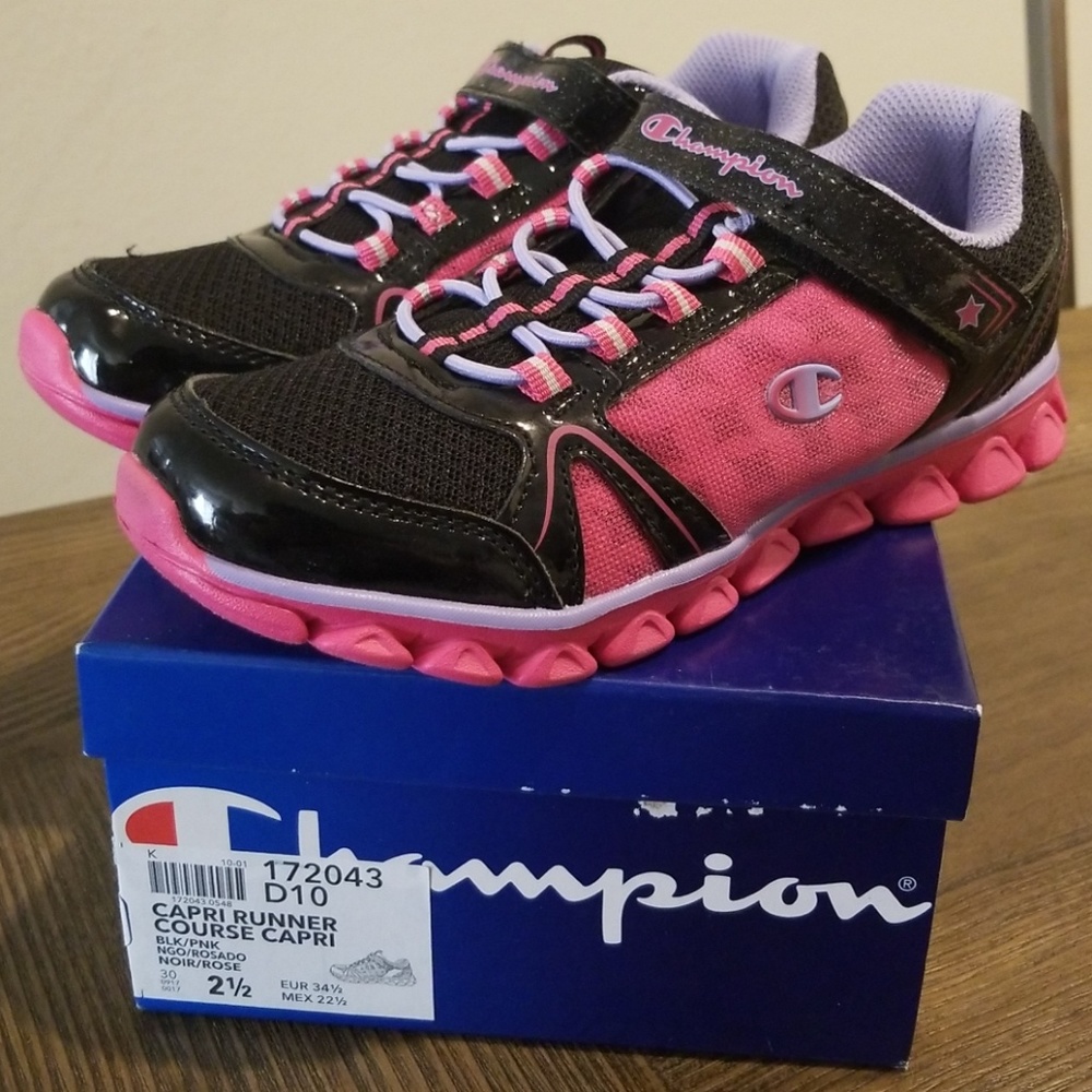 Girls Tennis Shoe